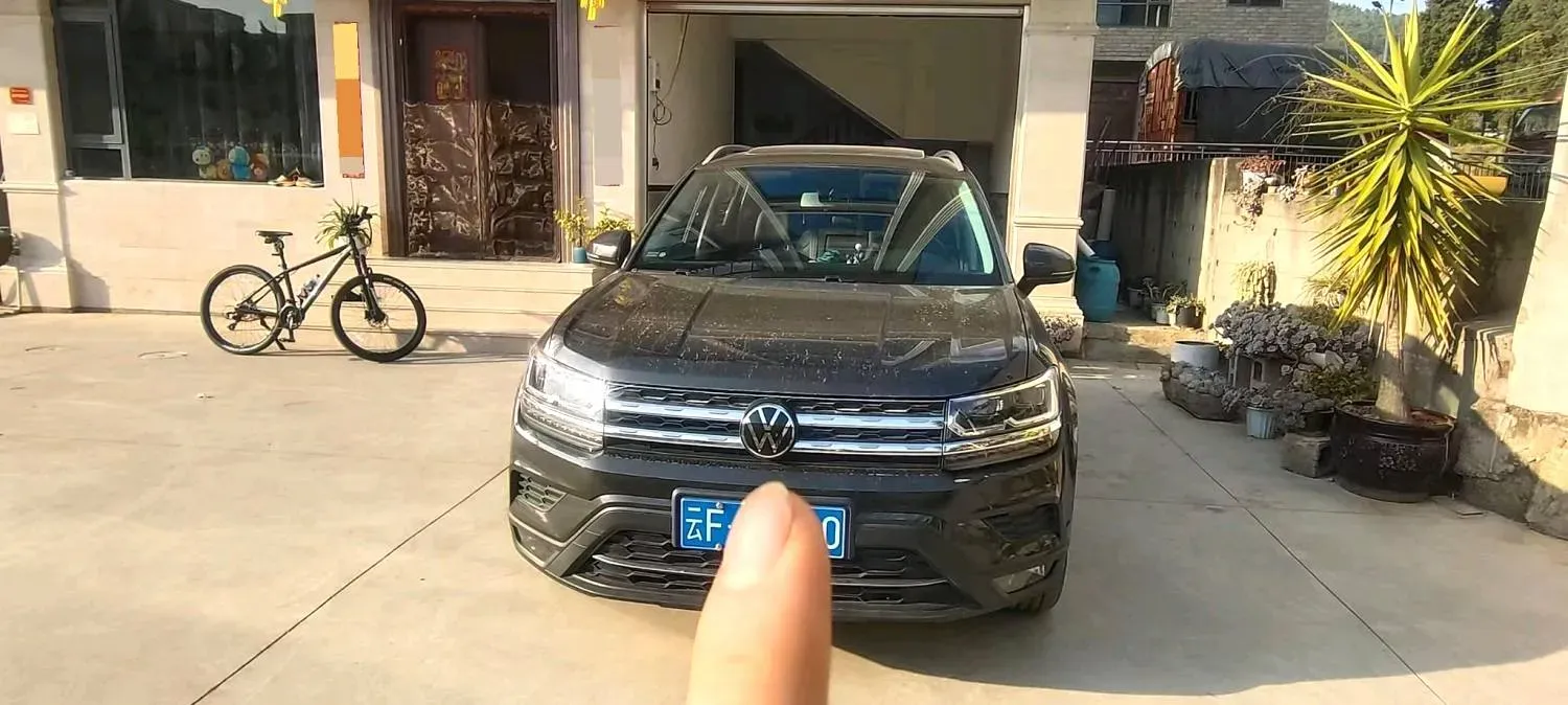 2022 Volkswagen Tharu 1.4T 150HP L4 7DCT,autocango,china used car exporter,china ev exporter,chinese used car exporter,chinese used ev exporter