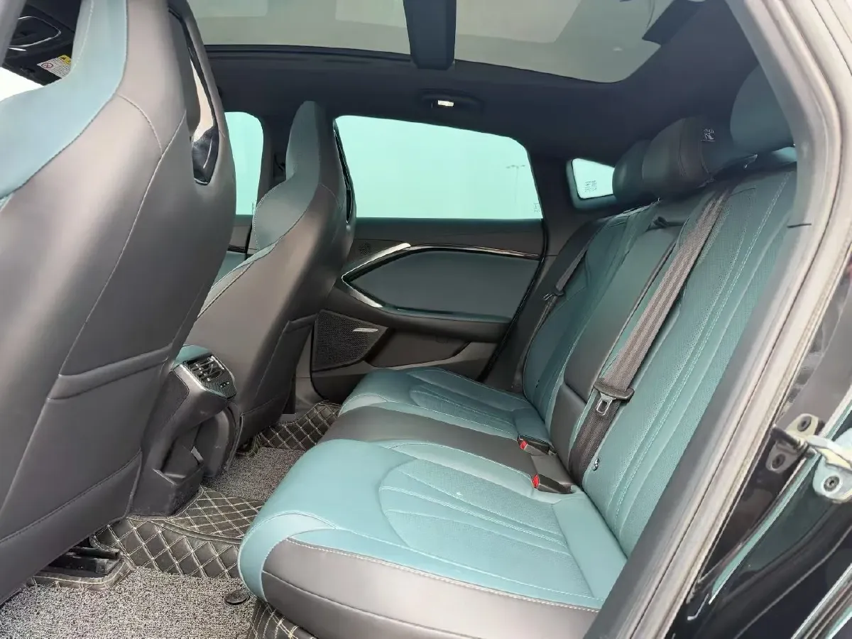 2023 MG 7 1.5T 188HP L4 7DCT,autocango,china used car exporter,china ev exporter,chinese used car exporter,chinese used ev exporter