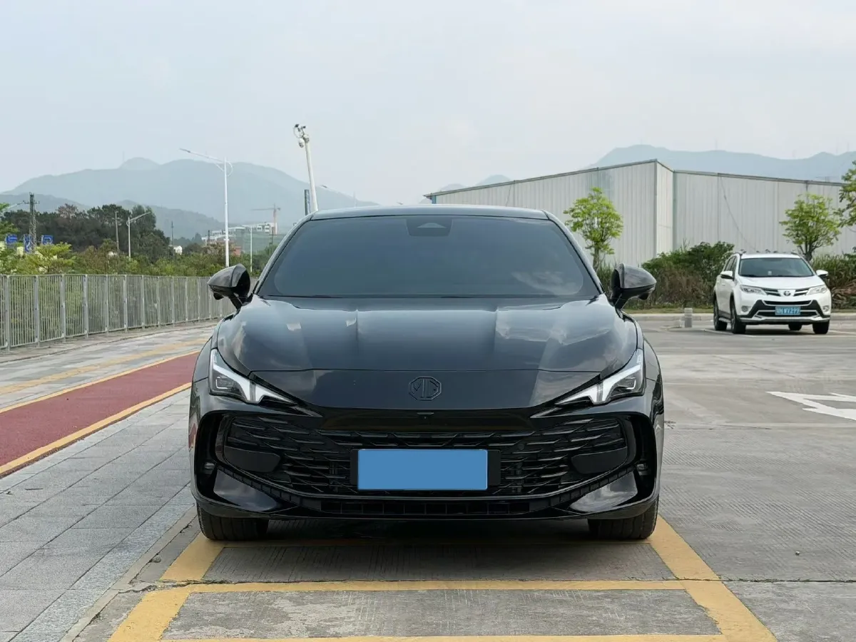 2023 MG 7 1.5T 188HP L4 7DCT,autocango,china used car exporter,china ev exporter,chinese used car exporter,chinese used ev exporter