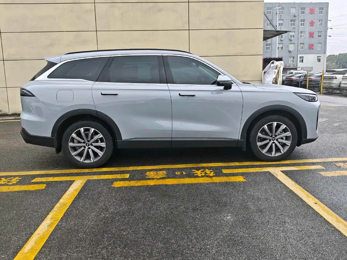 2025 Fulwin FulwinT9 1.5T 156HP L4 1DHT PHEV,autocango,china used car exporter,china ev exporter,chinese used car exporter,chinese used ev exporter