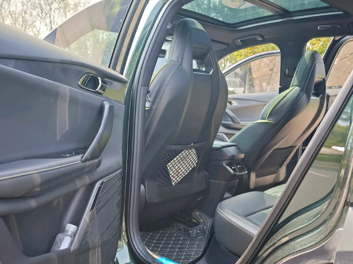 2023 LYNK&CO 03 1.5T 181HP L4 7DCT,autocango,china used car exporter,china ev exporter,chinese used car exporter,chinese used ev exporter