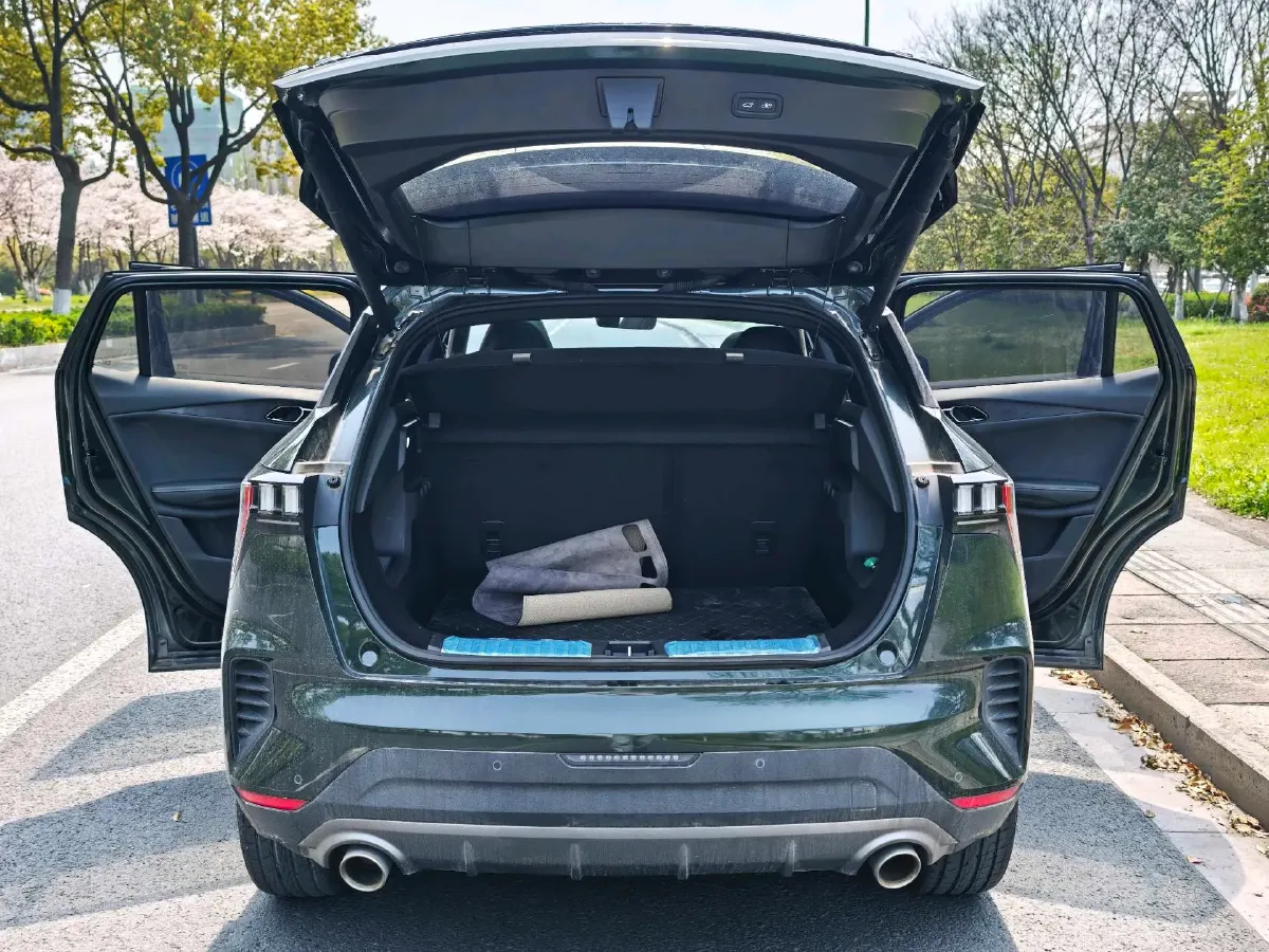 2023 LYNK&CO 03 1.5T 181HP L4 7DCT,autocango,china used car exporter,china ev exporter,chinese used car exporter,chinese used ev exporter