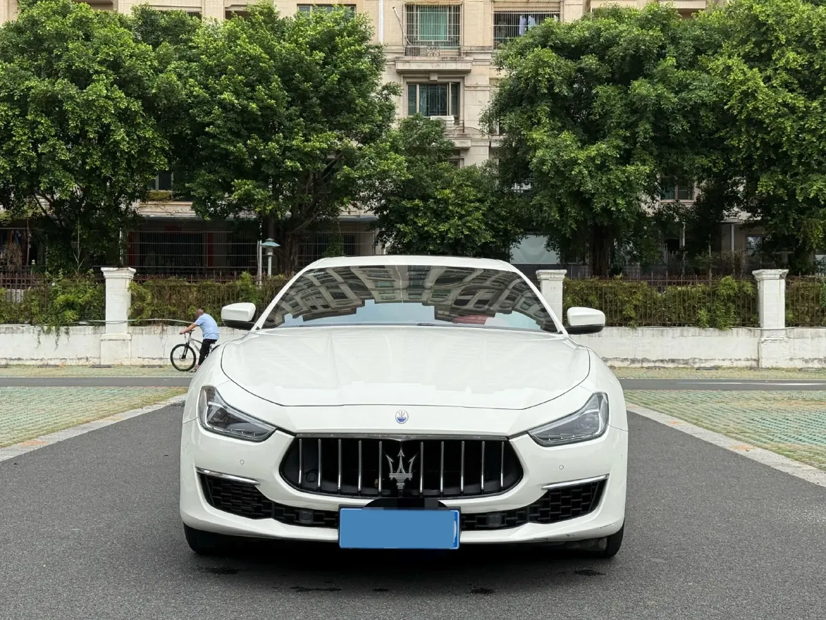 2019 Maserati Ghibli 3.0T 350HP V6 8AT,autocango,china used car exporter,china ev exporter,chinese used car exporter,chinese used ev exporter