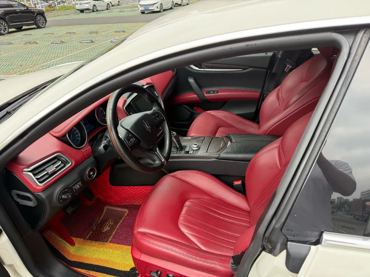 2019 Maserati Ghibli 3.0T 350HP V6 8AT,autocango,china used car exporter,china ev exporter,chinese used car exporter,chinese used ev exporter