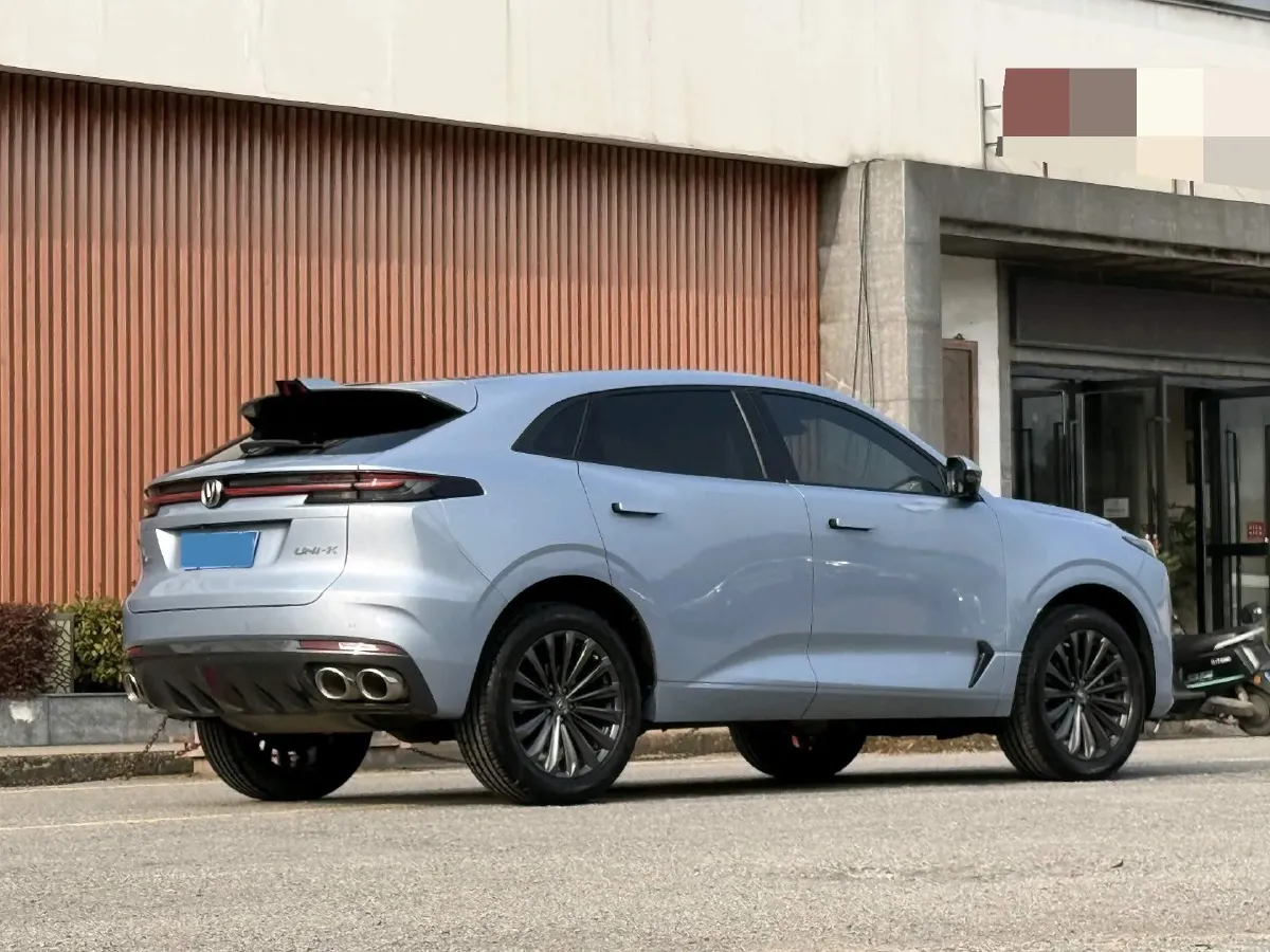 2021 ChangAn UNI-K 2.0T 233HP L4 8AT,autocango,china used car exporter,china ev exporter,chinese used car exporter,chinese used ev exporter