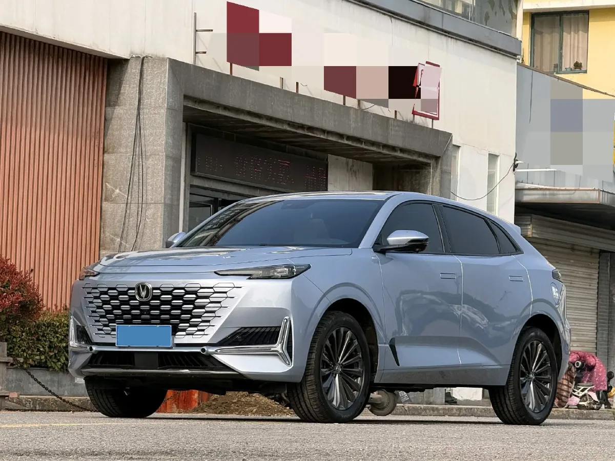 2021 ChangAn UNI-K 2.0T 233HP L4 8AT,autocango,china used car exporter,china ev exporter,chinese used car exporter,chinese used ev exporter