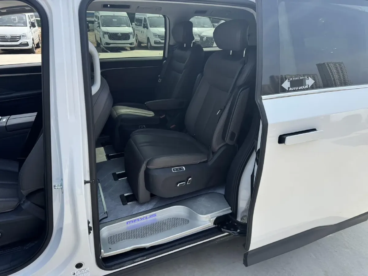 2023 MAXUS Interstellar 2.0T 218HP L4 8AT,autocango,china used car exporter,china ev exporter,chinese used car exporter,chinese used ev exporter