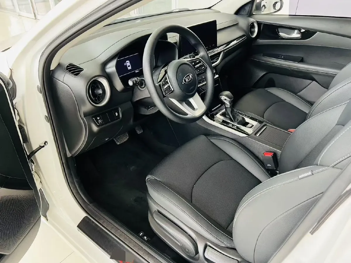 2020 Kia K3 1.5L 115HP L4 CVT,autocango,china used car exporter,china ev exporter,chinese used car exporter,chinese used ev exporter