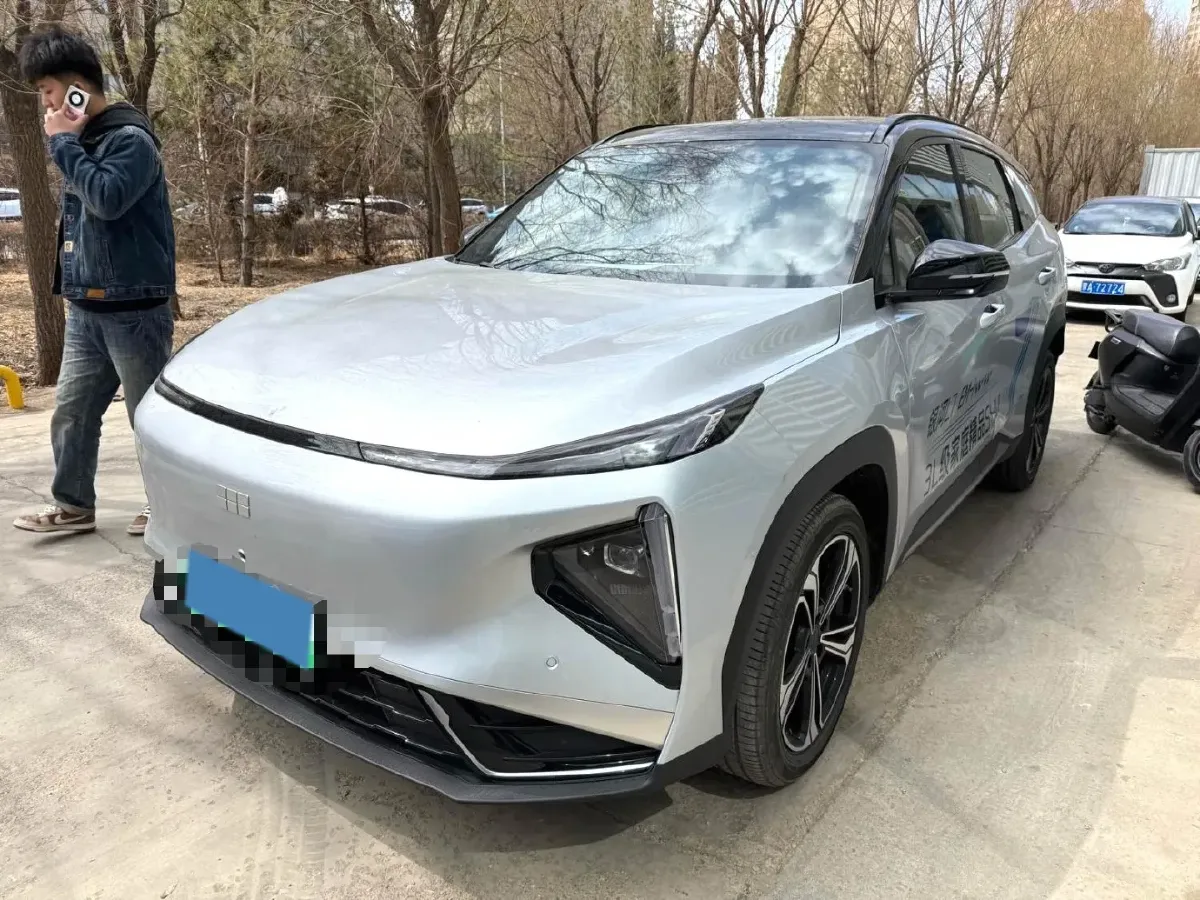 2025 Geely Galaxy L7 1.5L 112HP L4 1DHT PHEV 18.4KWH,autocango,china used car exporter,china ev exporter,chinese used car exporter,chinese used ev exporter