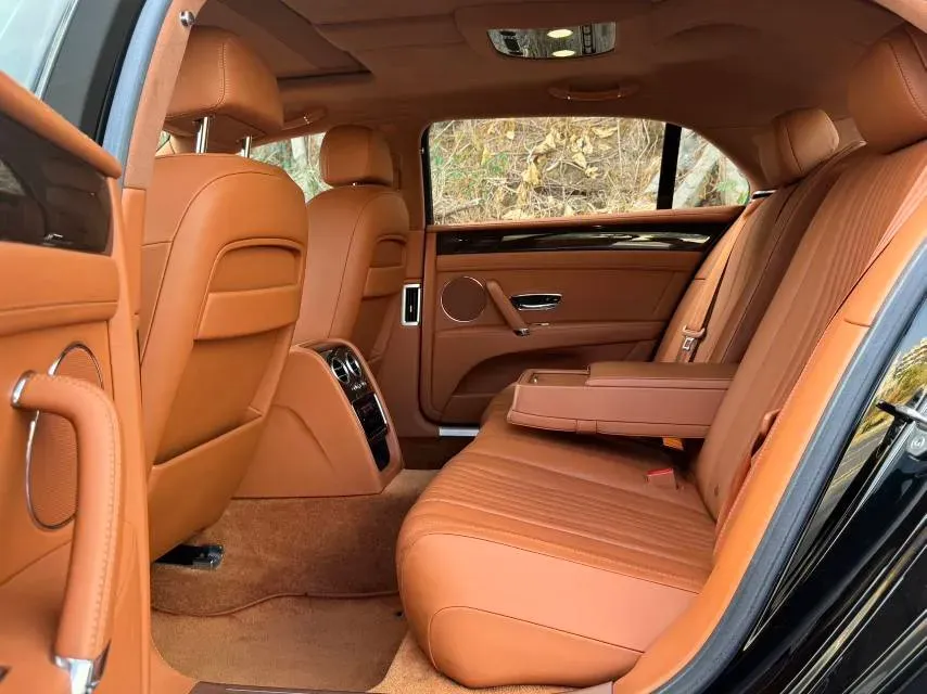 2017 Bentley Flying Spur 4.0T 528HP V8 8AT,autocango,china used car exporter,china ev exporter,chinese used car exporter,chinese used ev exporter