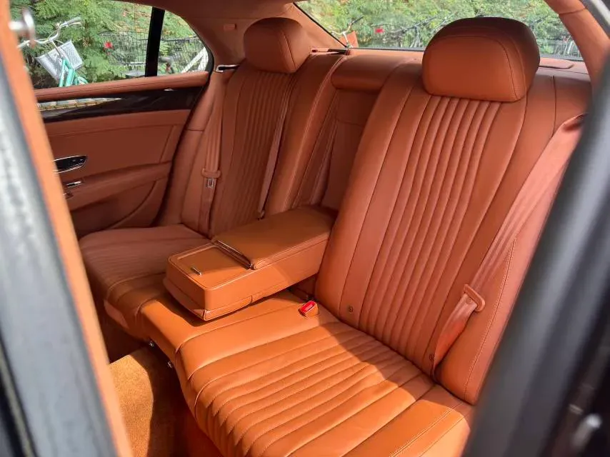 2017 Bentley Flying Spur 4.0T 528HP V8 8AT,autocango,china used car exporter,china ev exporter,chinese used car exporter,chinese used ev exporter