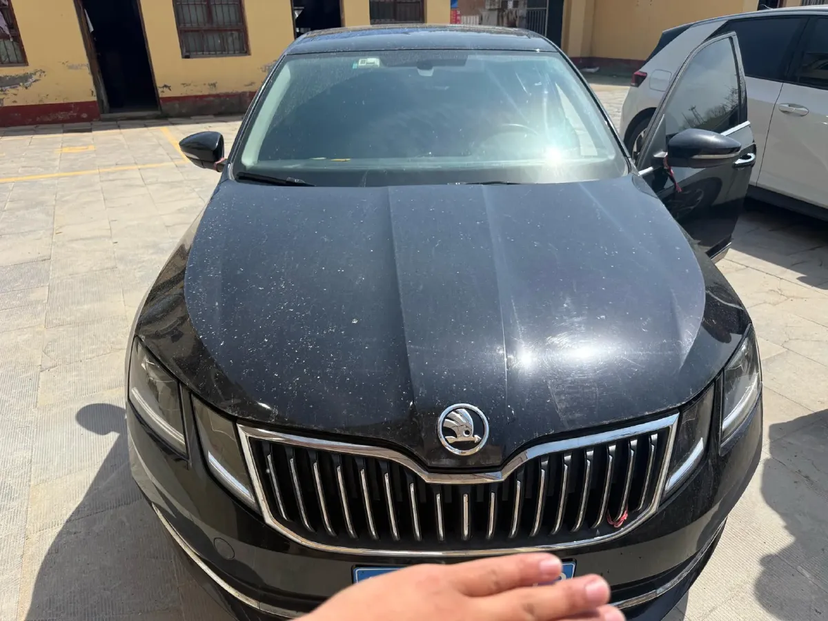 2018 Skoda Octavia 1.4T 150HP L4 7DCT,autocango,china used car exporter,china ev exporter,chinese used car exporter,chinese used ev exporter