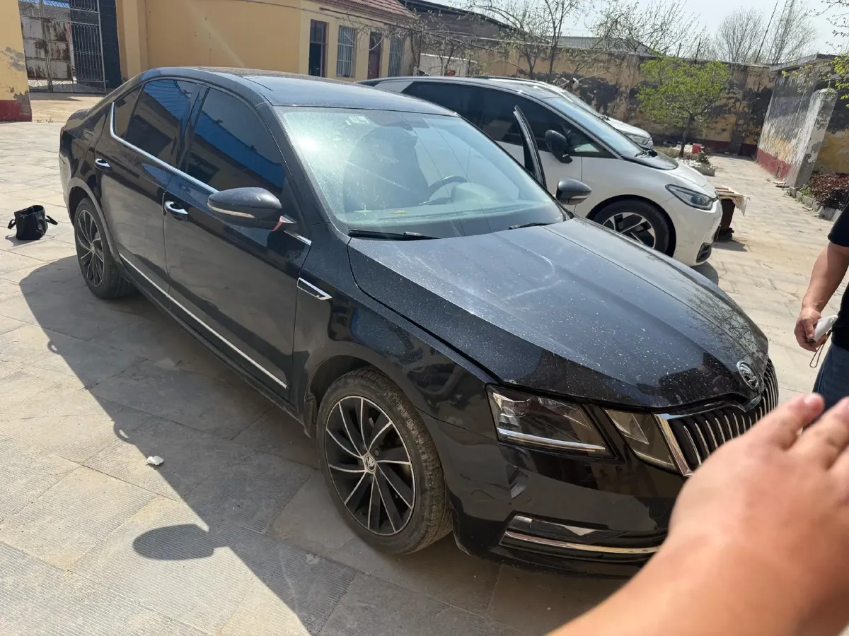 2018 Skoda Octavia 1.4T 150HP L4 7DCT,autocango,china used car exporter,china ev exporter,chinese used car exporter,chinese used ev exporter