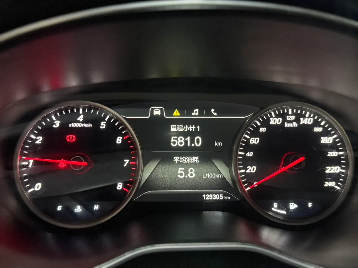 2017 BaoJun 730 1.5T 150HP L4 6MT,autocango,china used car exporter,china ev exporter,chinese used car exporter,chinese used ev exporter