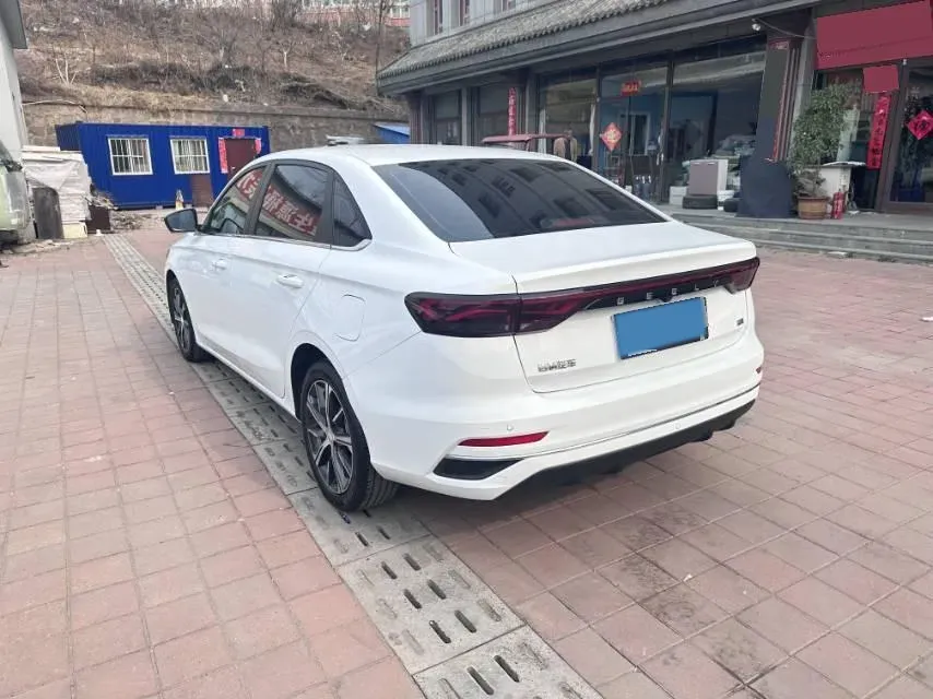 2022 Geely Emgrand 1.5L 114HP L4 CVT,autocango,china used car exporter,china ev exporter,chinese used car exporter,chinese used ev exporter