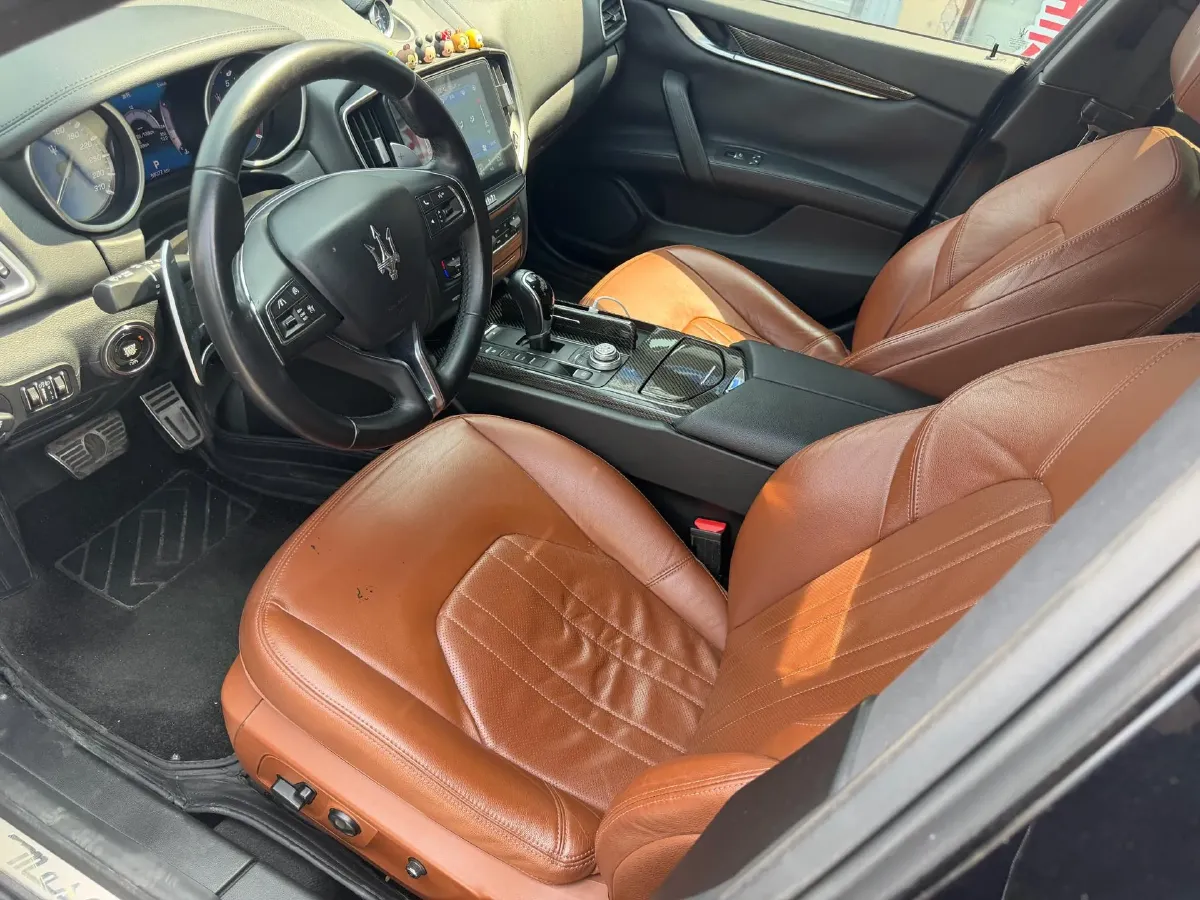 2017 Maserati Ghibli 3.0T 350HP V6 8AT,autocango,china used car exporter,china ev exporter,chinese used car exporter,chinese used ev exporter