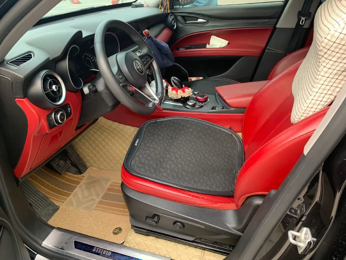 2017 Toyota Highlander 2.0T 220HP L4 6AT,autocango,china used car exporter,china ev exporter,chinese used car exporter,chinese used ev exporter