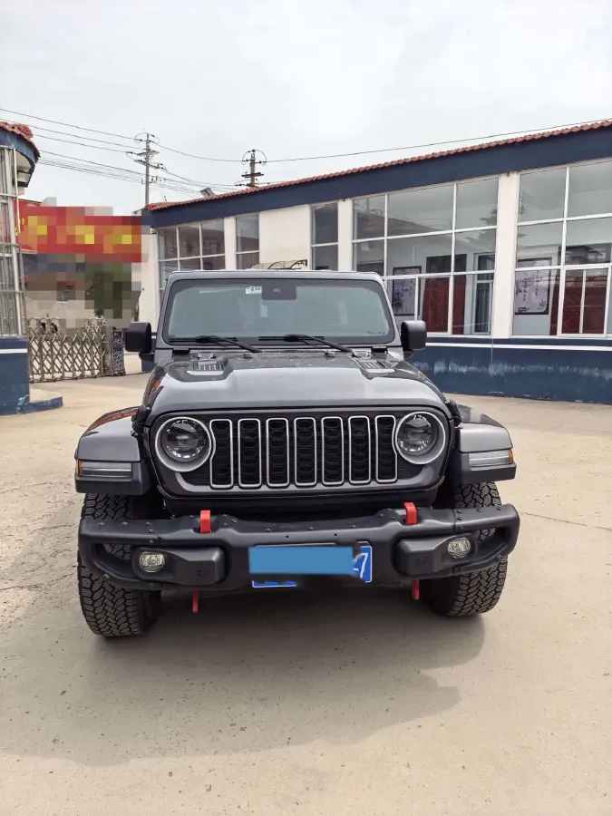 2025 Jeep Wrangler 2.0T 266HP L4 8AT,autocango,china used car exporter,china ev exporter,chinese used car exporter,chinese used ev exporter
