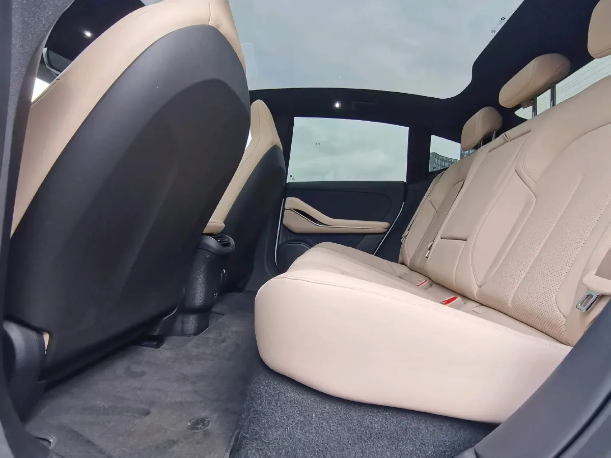 2022 JunTian HeiWuShi Youth 2.0T 203HP L4 6AT,autocango,china used car exporter,china ev exporter,chinese used car exporter,chinese used ev exporter