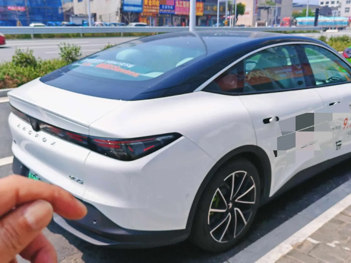 2025 ARCFOX αS5 BEV,autocango,china used car exporter,china ev exporter,chinese used car exporter,chinese used ev exporter