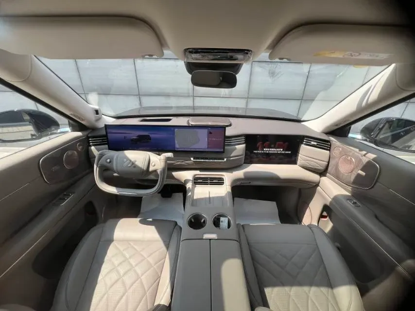 2026 IM LS9 REEV 155HP REEV,autocango,china used car exporter,china ev exporter,chinese used car exporter,chinese used ev exporter