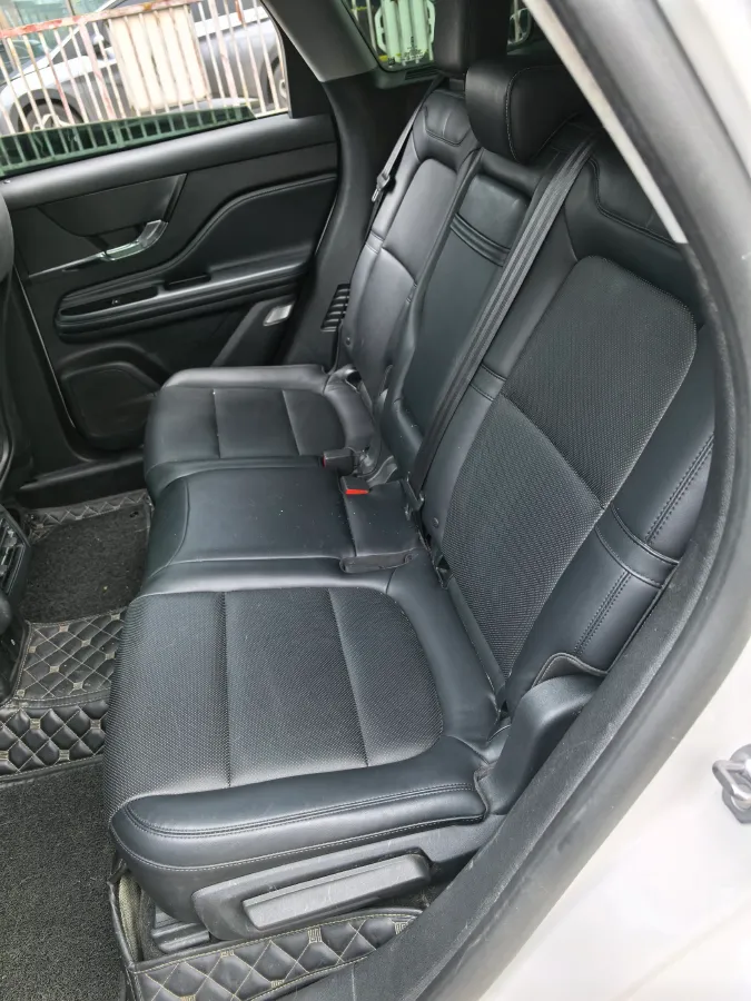 2022 Lincoln Corsair 2.0T 245HP L4 8AT,autocango,china used car exporter,china ev exporter,chinese used car exporter,chinese used ev exporter