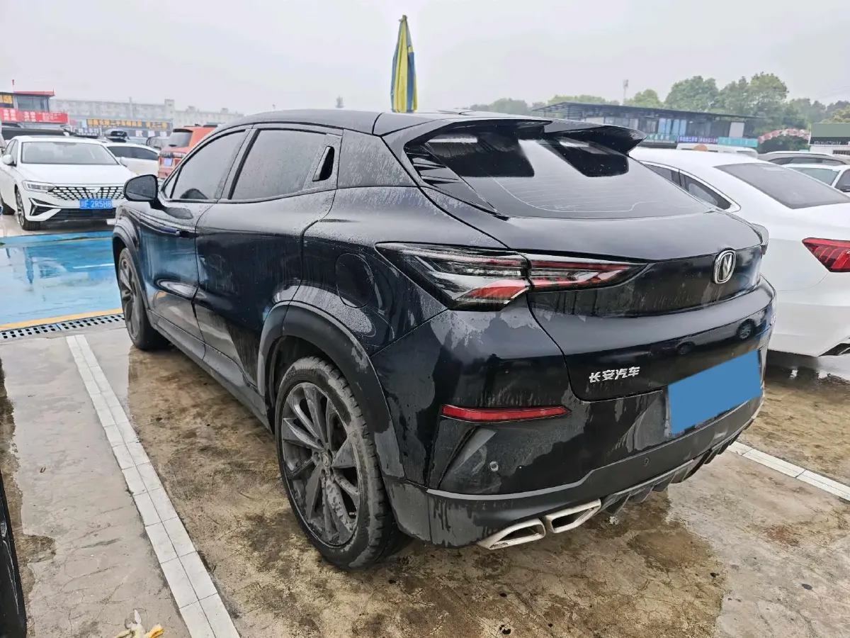 2020 ChangAn UNI-T 1.5T 180HP L4 7DCT,autocango,china used car exporter,china ev exporter,chinese used car exporter,chinese used ev exporter
