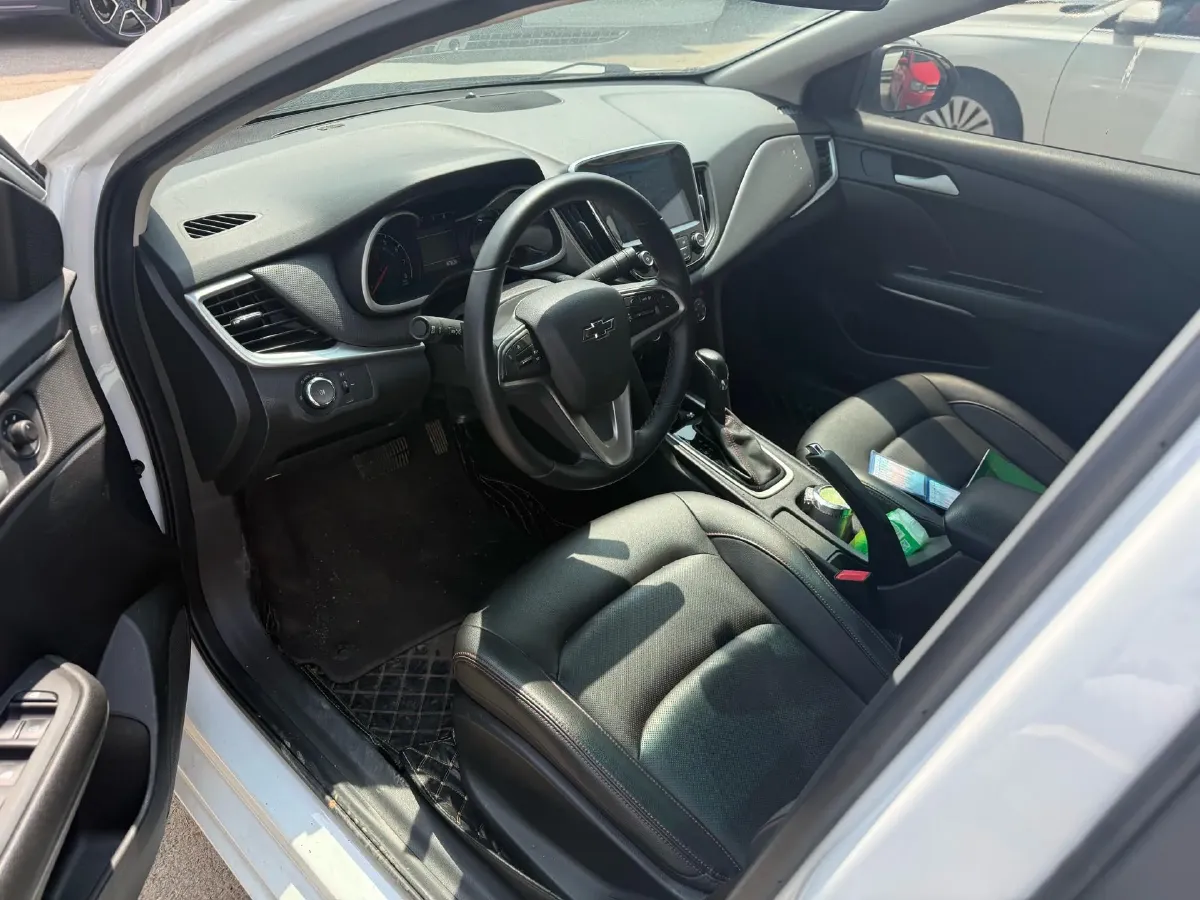 2020 Chevrolet Monza 1.0T 125HP L3 6DCT,autocango,china used car exporter,china ev exporter,chinese used car exporter,chinese used ev exporter