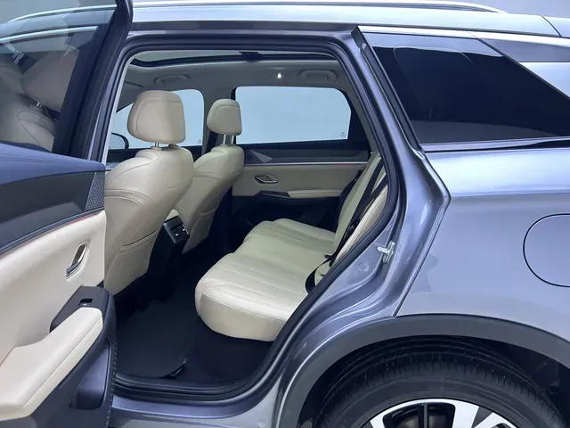 2025 BYD Song Pro 1.5L 101HP L4 E-CVT PHEV 18.3KWH,autocango,china used car exporter,china ev exporter,chinese used car exporter,chinese used ev exporter