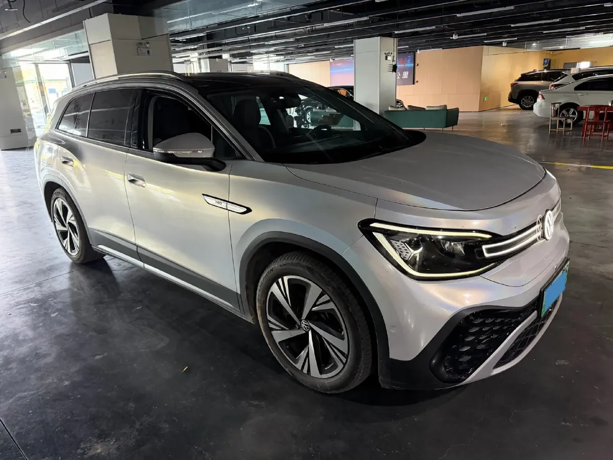 2022 Volkswagen ID.6 Crozz BEV 84.8KWH,autocango,china used car exporter,china ev exporter,chinese used car exporter,chinese used ev exporter