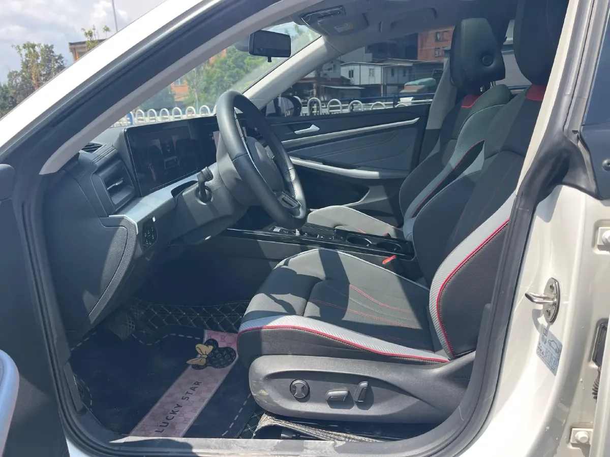 2022 Volkswagen Lavida 1.4T 150HP L4 7DCT,autocango,china used car exporter,china ev exporter,chinese used car exporter,chinese used ev exporter