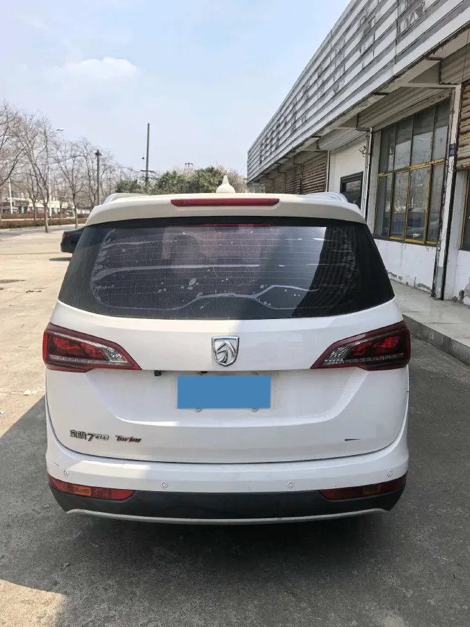 2019 BaoJun 730 1.5T 151HP L4 CVT,autocango,china used car exporter,china ev exporter,chinese used car exporter,chinese used ev exporter