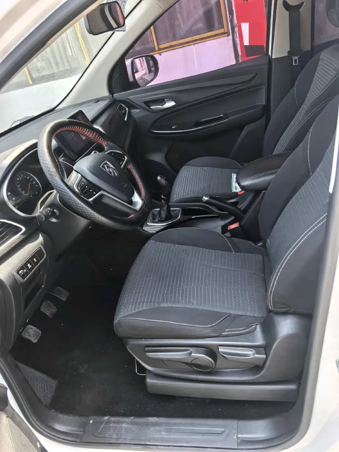 2019 BaoJun 730 1.5T 151HP L4 CVT,autocango,china used car exporter,china ev exporter,chinese used car exporter,chinese used ev exporter