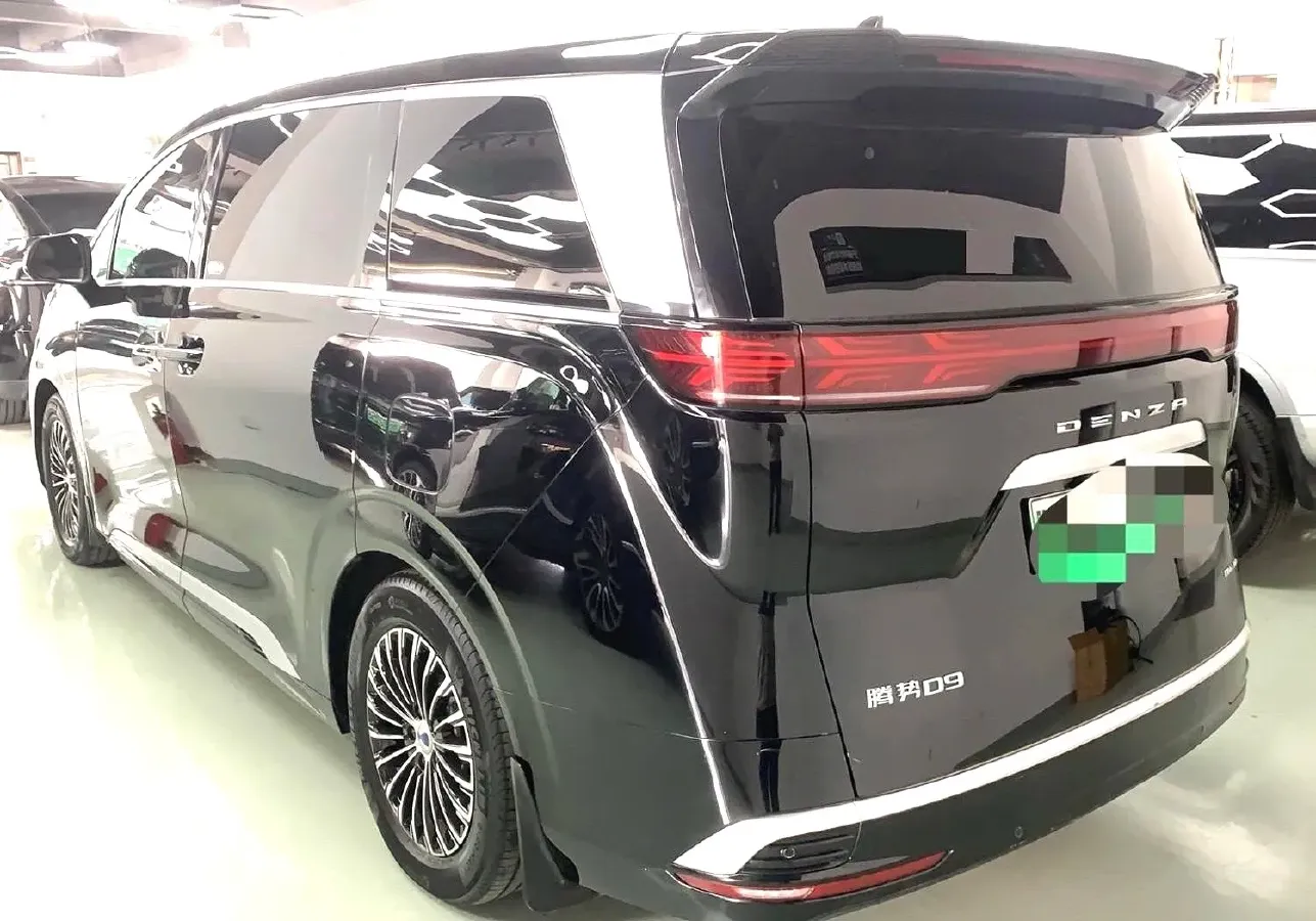 2024 Denza D9 1.5T 139HP L4 E-CVT PHEV 40KWH,autocango,china used car exporter,china ev exporter,chinese used car exporter,chinese used ev exporter