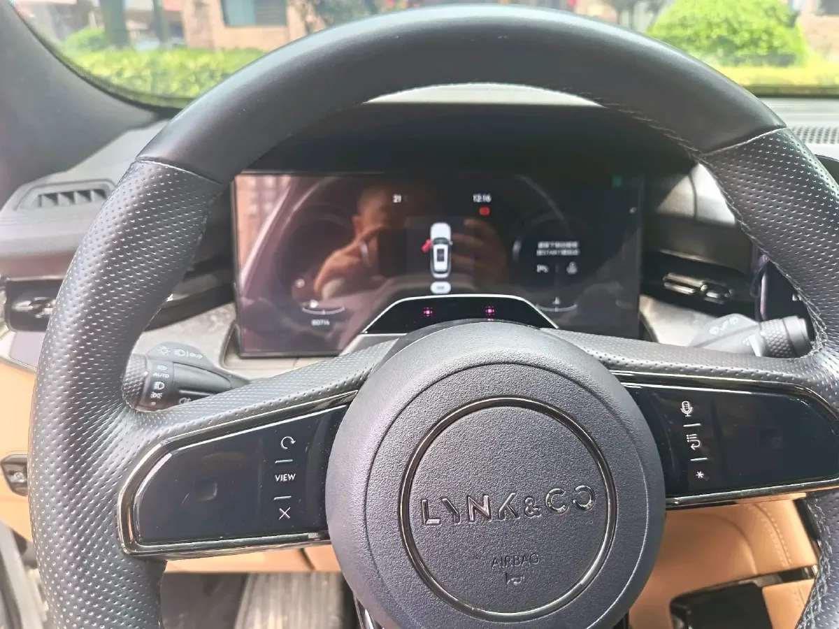 2021 Buick GL8 2.0T 237HP L4 9AT,autocango,china used car exporter,china ev exporter,chinese used car exporter,chinese used ev exporter