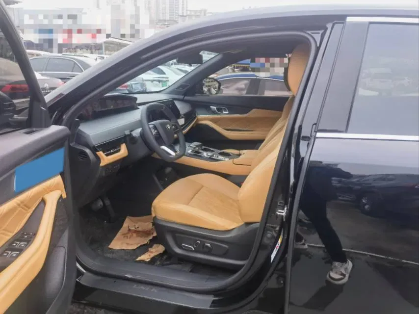 2024 ChangAn UNI-K 2.0T 233HP L4 8AT,autocango,china used car exporter,china ev exporter,chinese used car exporter,chinese used ev exporter