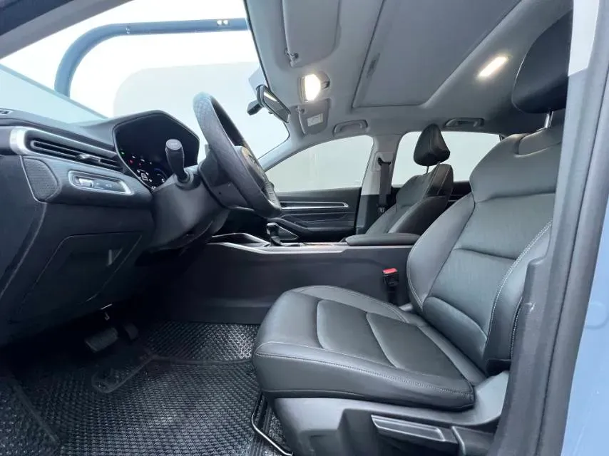 2023 Geely Emgrand 1.5L 127HP L4 CVT,autocango,china used car exporter,china ev exporter,chinese used car exporter,chinese used ev exporter