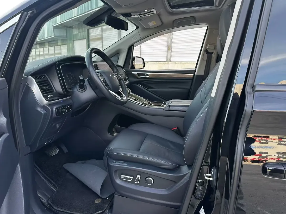 2023 GAC Trumpchi M8 2.0T 252HP L4 8AT,autocango,china used car exporter,china ev exporter,chinese used car exporter,chinese used ev exporter