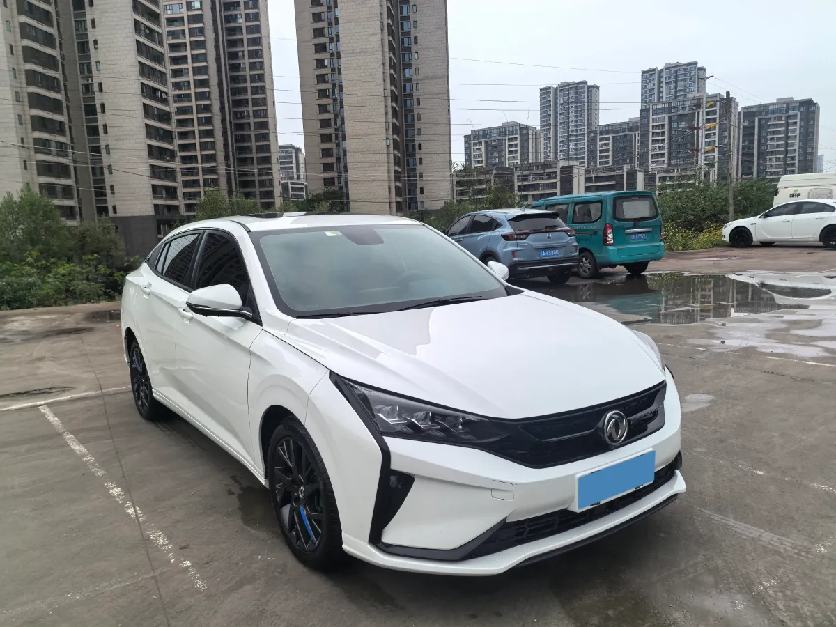 2020 DongFeng Aeolus YiXuan 1.5T 150HP L4 6DCT,autocango,china used car exporter,china ev exporter,chinese used car exporter,chinese used ev exporter