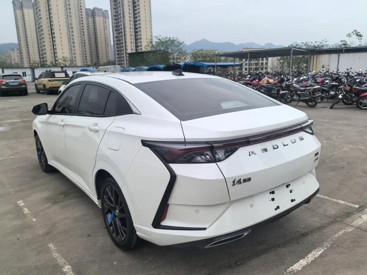 2020 DongFeng Aeolus YiXuan 1.5T 150HP L4 6DCT,autocango,china used car exporter,china ev exporter,chinese used car exporter,chinese used ev exporter