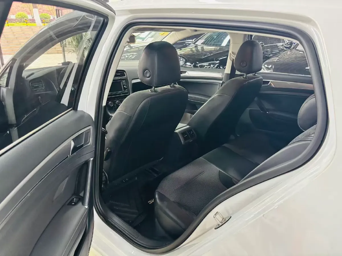 2018 Volkswagen Golf 1.4T 131HP L4 7DCT,autocango,china used car exporter,china ev exporter,chinese used car exporter,chinese used ev exporter