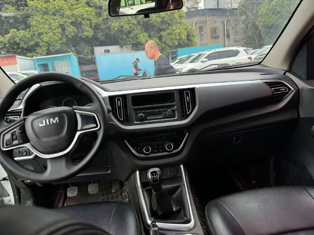 2020 Isuzu RE-MAX Jim 2.4T 211HP L4 5MT,autocango,china used car exporter,china ev exporter,chinese used car exporter,chinese used ev exporter