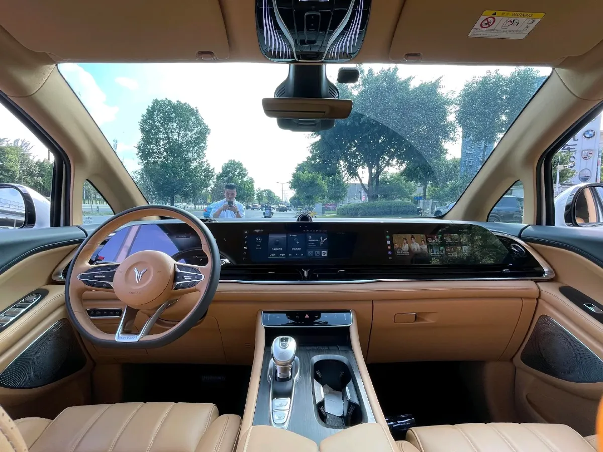 2024 Voyah FREE 1.5T 150HP L4 REEV 39.2KWH,autocango,china used car exporter,china ev exporter,chinese used car exporter,chinese used ev exporter