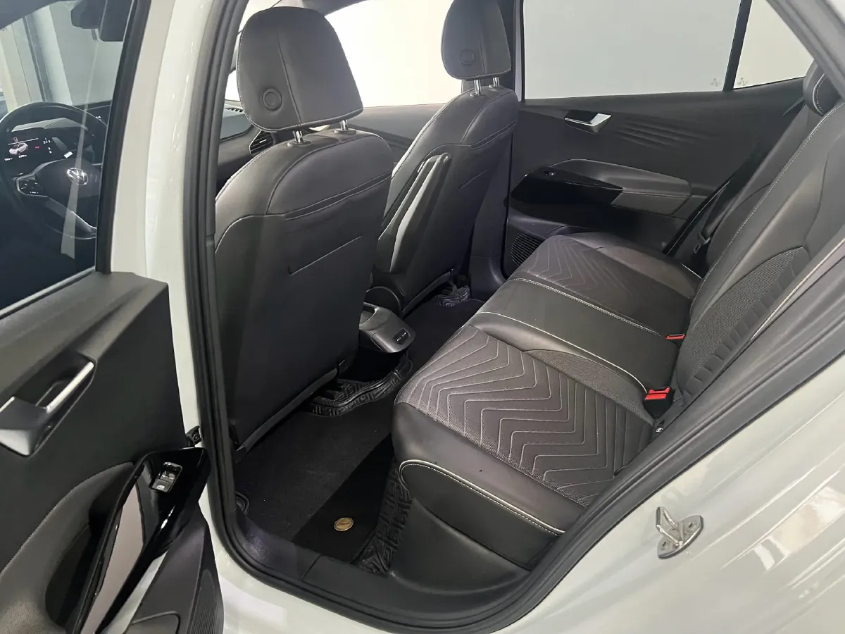 2023 Volkswagen ID.3 BEV 52.8KWH,autocango,china used car exporter,china ev exporter,chinese used car exporter,chinese used ev exporter