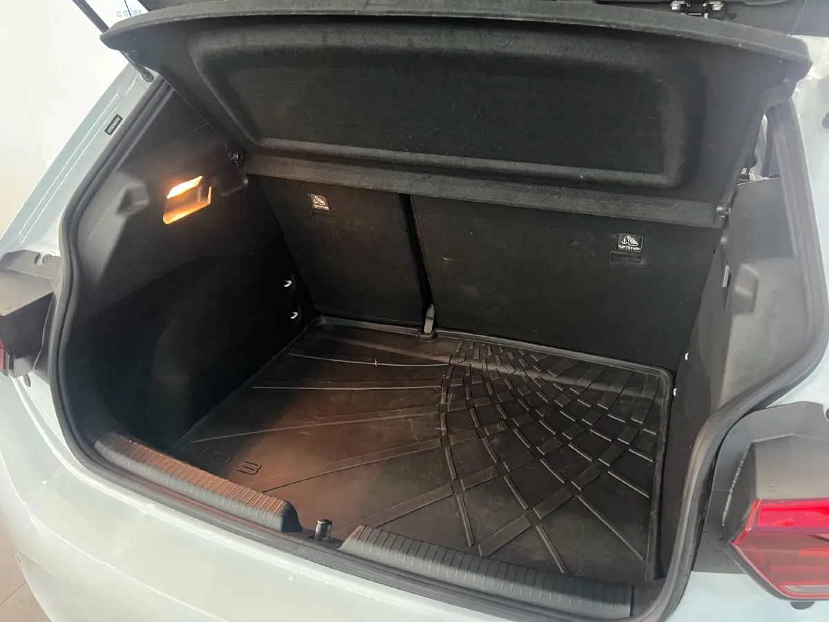 2023 Volkswagen ID.3 BEV 52.8KWH,autocango,china used car exporter,china ev exporter,chinese used car exporter,chinese used ev exporter