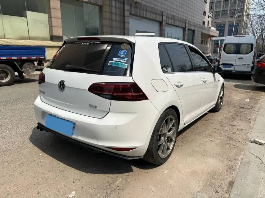 2017 Volkswagen Golf 1.4T 131HP L4 7DCT,autocango,china used car exporter,china ev exporter,chinese used car exporter,chinese used ev exporter
