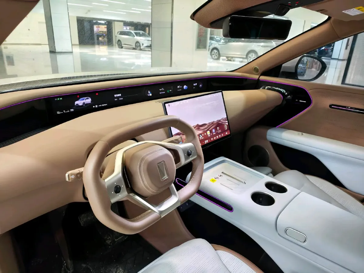 2024 Avatr 07 BEV 82.16KWH,autocango,china used car exporter,china ev exporter,chinese used car exporter,chinese used ev exporter