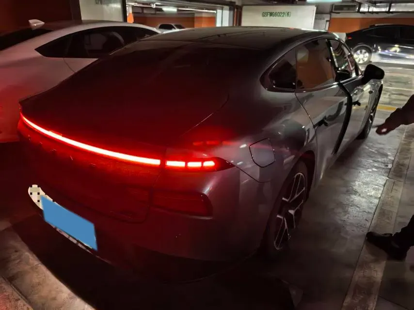 2023 Xpeng P7 BEV 86.2KWH,autocango,china used car exporter,china ev exporter,chinese used car exporter,chinese used ev exporter