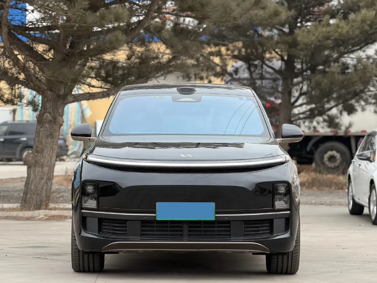 2025 Li L9 Range Extended 154HP REEV,autocango,china used car exporter,china ev exporter,chinese used car exporter,chinese used ev exporter