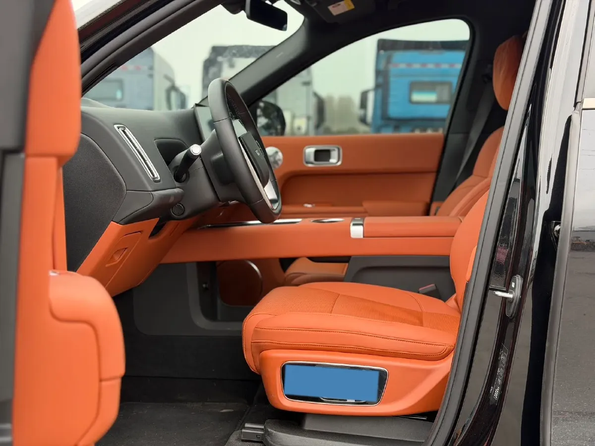 2025 Li L9 Range Extended 154HP REEV,autocango,china used car exporter,china ev exporter,chinese used car exporter,chinese used ev exporter